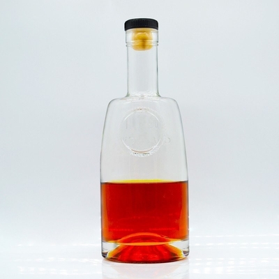Persoonlijke alcohol Whisky Cork Vodka Flessen met extra flintcilinder 750 ml glazen fles