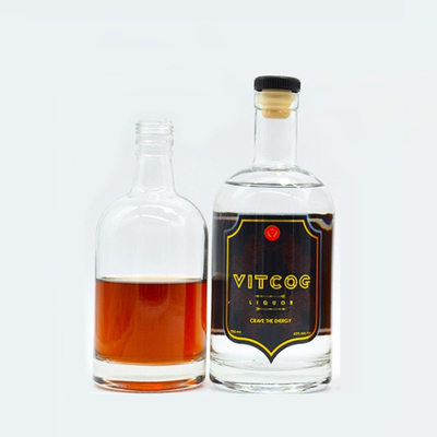 375 ml 500 ml 700 ml 750 ml Glasflessen van verschillende maten voor vodka Whisky Rum Gin