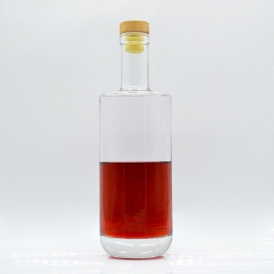 375 ml 500 ml 700 ml 750 ml Glasflessen van verschillende maten voor vodka Whisky Rum Gin