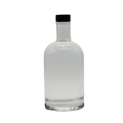750 ml vodkafles met bevroren textuur en kristalwit glasmateriaal