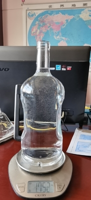 Gepersonaliseerde Super Flint Glass lege fles voor 1750 ml Whisky Spirit in Californië