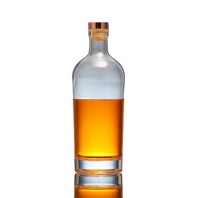 Op maat gemaakte 750 ml Vodka Liquor glazen fles met stop en transparant materiaal