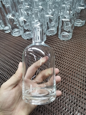 Leeg Whisky Alcohol Spirit Wine Gin Glas Vodka Fles 500 ml 700 ml 750 ml met CIF-voorwaarden