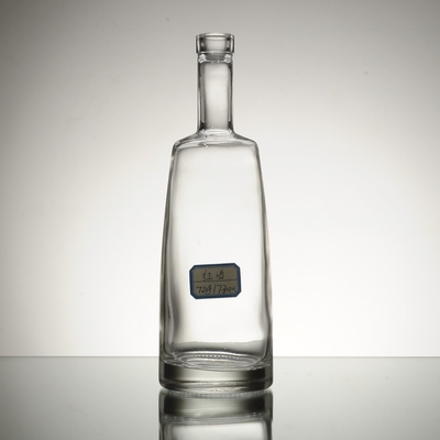 Super Flint Glas Materiaal Glas Vodka Brandy Rum Liquor Fles voor vrouwen Lichaamvorm