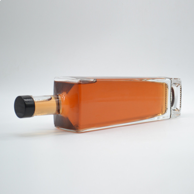 Hoog flint glasmateriaal 500 ml helder lege witte wodka glazen fles met kurk 750 ml