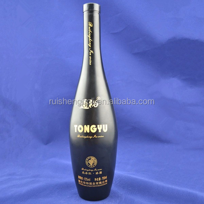 Private laber 750 ml zwarte glas wijnflessen voor wijn/olie/whisky in kartonnen verpakkingen