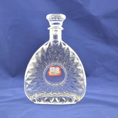 Gepersonaliseerde tequilafles met helder glasmateriaal en snelle verzendtijd 20-30 dagen