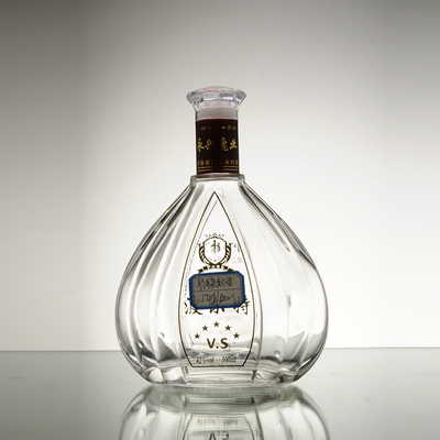 500 ml 700 ml glazen fles voor luxe drank Cork Sealing Type Super Flint Glasmateriaal