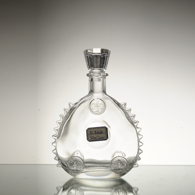 500 ml 700 ml glazen fles voor luxe drank Cork Sealing Type Super Flint Glasmateriaal