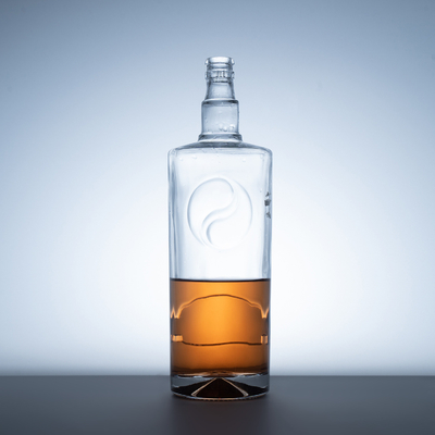 Hoofdmateriaal Super Flint Glas Brandy XO Mini Champagnecilinders met Ahornblad