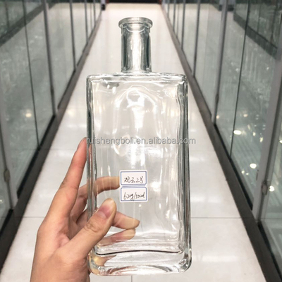 Op maat gemaakte heldere glazen fles voor olijfolie 750 ml 500 ml vodka drank gin recycleerbaar