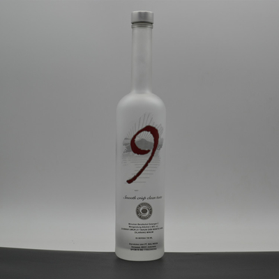 Persoonlijke ronde schouder schermdruk Frosted wit glasfles voor 750 ml alcoholische wodka