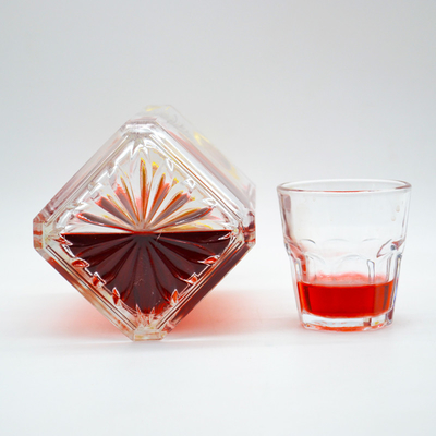 750 ml Brandy Whiskey Gin Glasfles met Super Flint materiaal en Customise Design