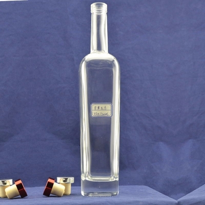 500 ml kraagmateriaal Glasfles voor gin Whisky Spirits Vodka Brandy Liquor FOB