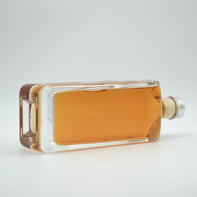 Hoog flint glasmateriaal 500 ml helder lege witte wodka glazen fles met kurk 750 ml