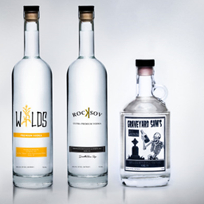 Warm stempelen van het oppervlak Gelaagde flessen voor vodka gin spirit 500 ml 1 liter