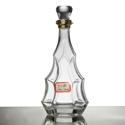 Super sieraad glasmateriaal Unieke polygon vorm Glasfles voor Spirit Gin Vodka Ideaal