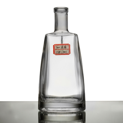 Super sieraad glasmateriaal Unieke polygon vorm Glasfles voor Spirit Gin Vodka Ideaal