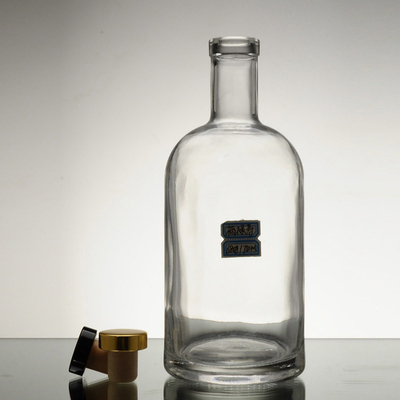 700 ml Super Flint glasfles voor heldere wodka