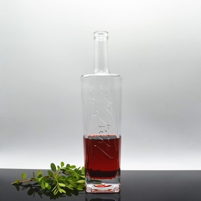 750 ml glazen fles voor drank Brandy Whiskey Vodka Gin Rum Vierkante vorm CNF