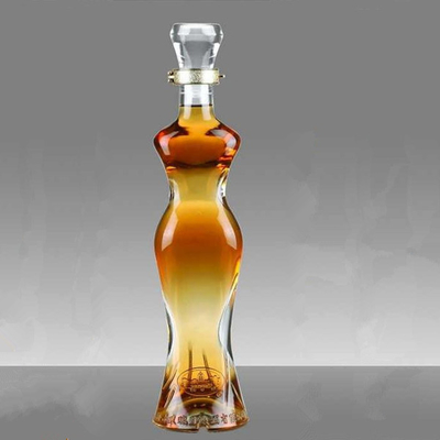Decal oppervlakte handhaving Vodka glazen fles voor vrouwen lichaam vorm in kristalwit materiaal
