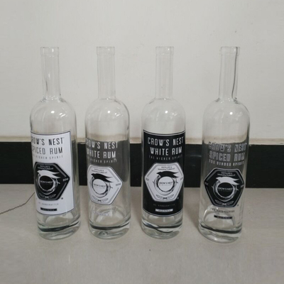Decale oppervlaktebehandelingen Kristallen lege Beluga Vodka flessen 750 ml voor bulk aankoop