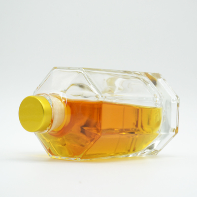 700 ml glazen fles met een unieke vorm voor XO/Brandy Super Flint glasmateriaal en Crown Cap