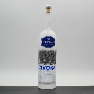 700 ml glazen fles met een unieke vorm voor XO/Brandy Super Flint glasmateriaal en Crown Cap