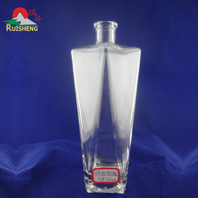 700 ml 750 ml Super Flint Franse vierkant glazen fles voor alcohol SGS gecertificeerde standaard