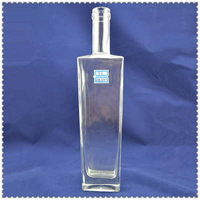 Warm stempelen oppervlak hantering super flint topklasse gin vodka 750 ml vierkant glasfles FOB