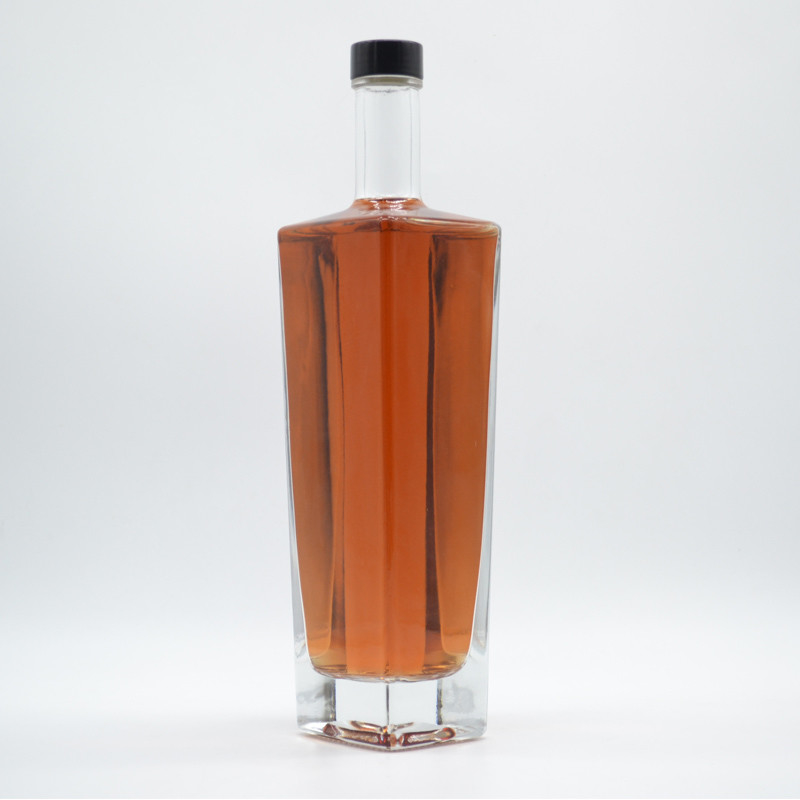 Gravering Modevorm Super Flint Brandy Spirits Leeg Witte Liquor xo Glasfles vierkant