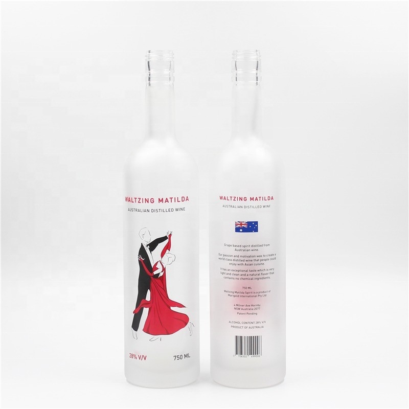 Custom 700ml 750ml glazen fles voor Gin Rum Whiskey Vodka en meer Welkom OEM bestellingen