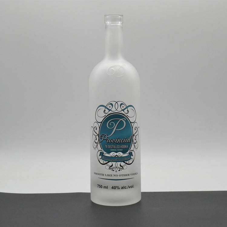 Persoonlijke ronde schouder schermdruk Frosted wit glasfles voor 750 ml alcoholische wodka