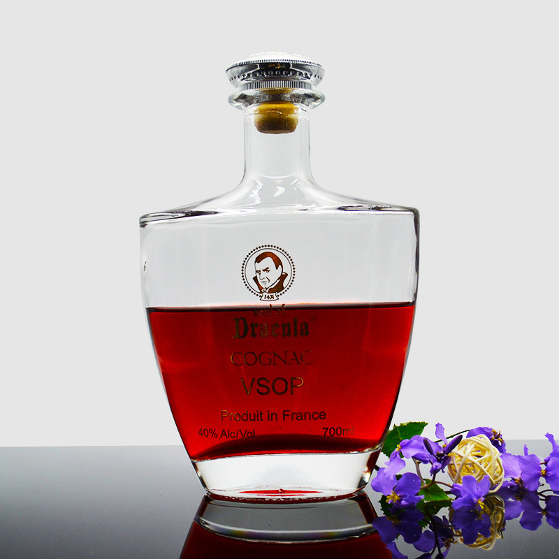 Super Flint glas materiaal Brandy glas fles voor Custom Liquor Spirit 700 ml