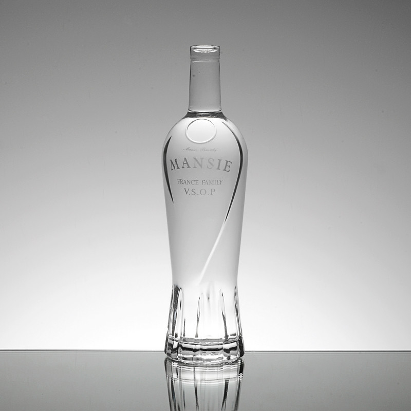 Handelszekerheid Hoog flint glas materiaal 750 ml heldere vodka fles voor groot evenement