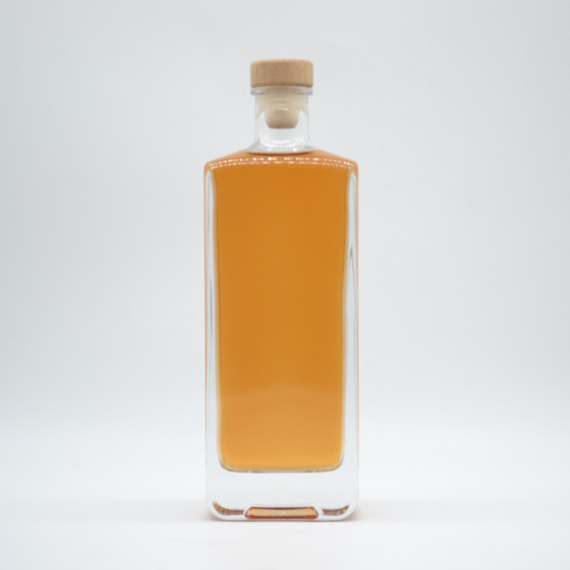 Gepersonaliseerde vierkant glazen drankfles voor gedistilleerde dranken Gin Tequila Vodka 750 ml/700 ml/500 ml
