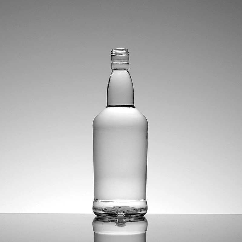 Super Flint glas materiaal 500 ml 700 ml 750 ml lege rum heldere drankfles voor drank